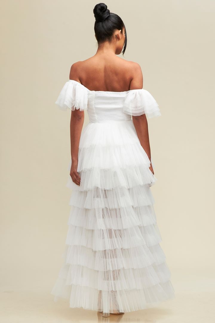 Vestido Blanco Tul capas