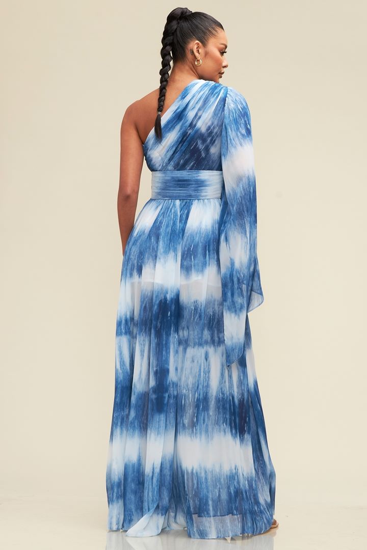 Largo azul con blanco