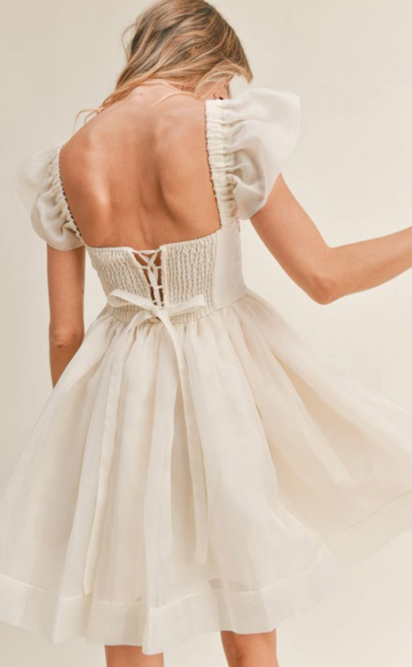 Vestido tiras en espalda