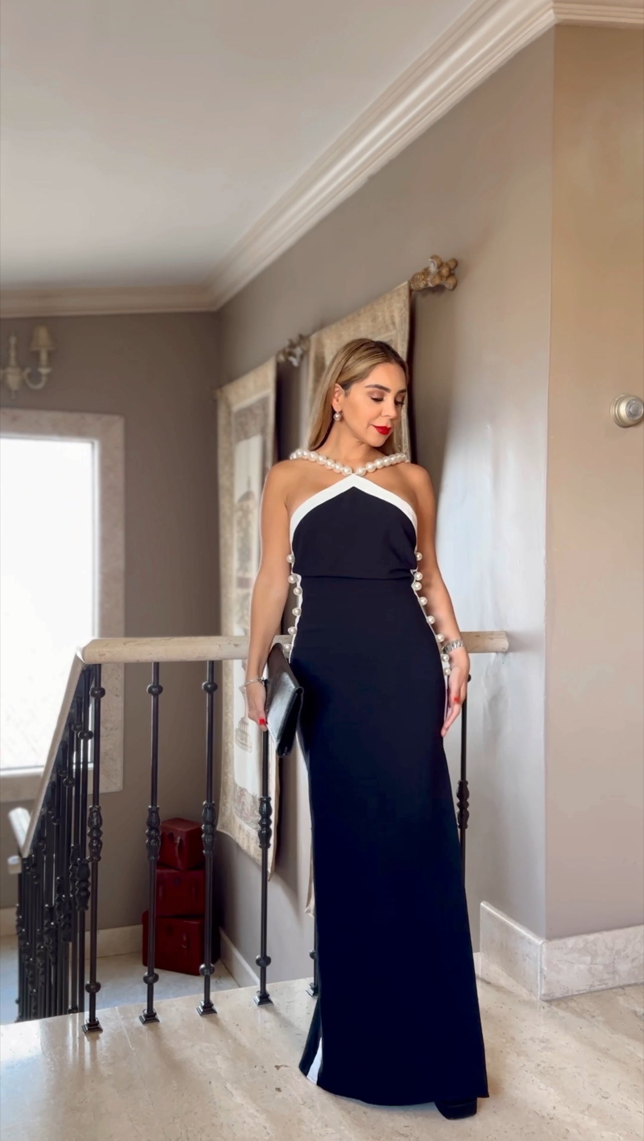 Vestido Negro con Perlas