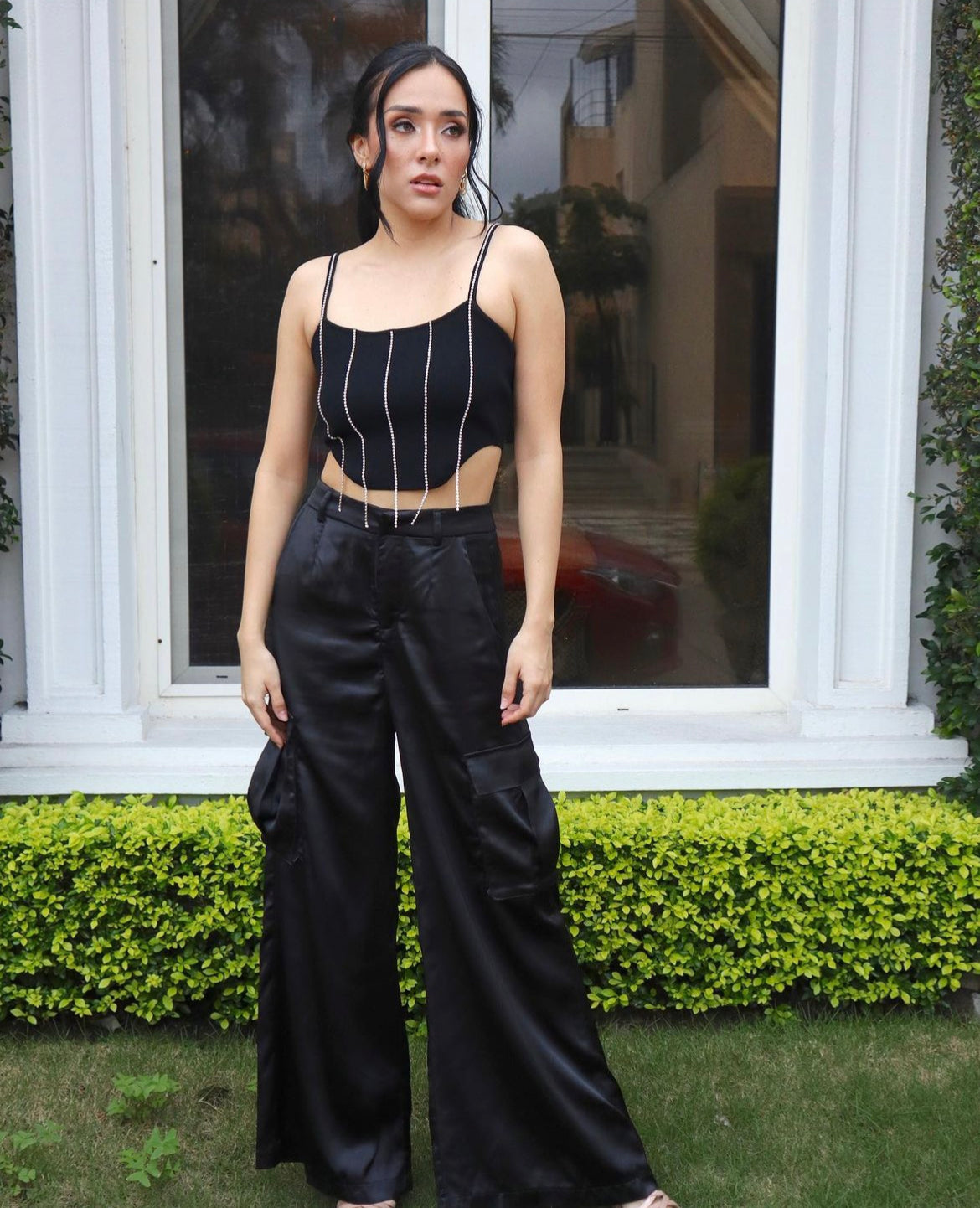 TOP NEGRO CON CRISTALES