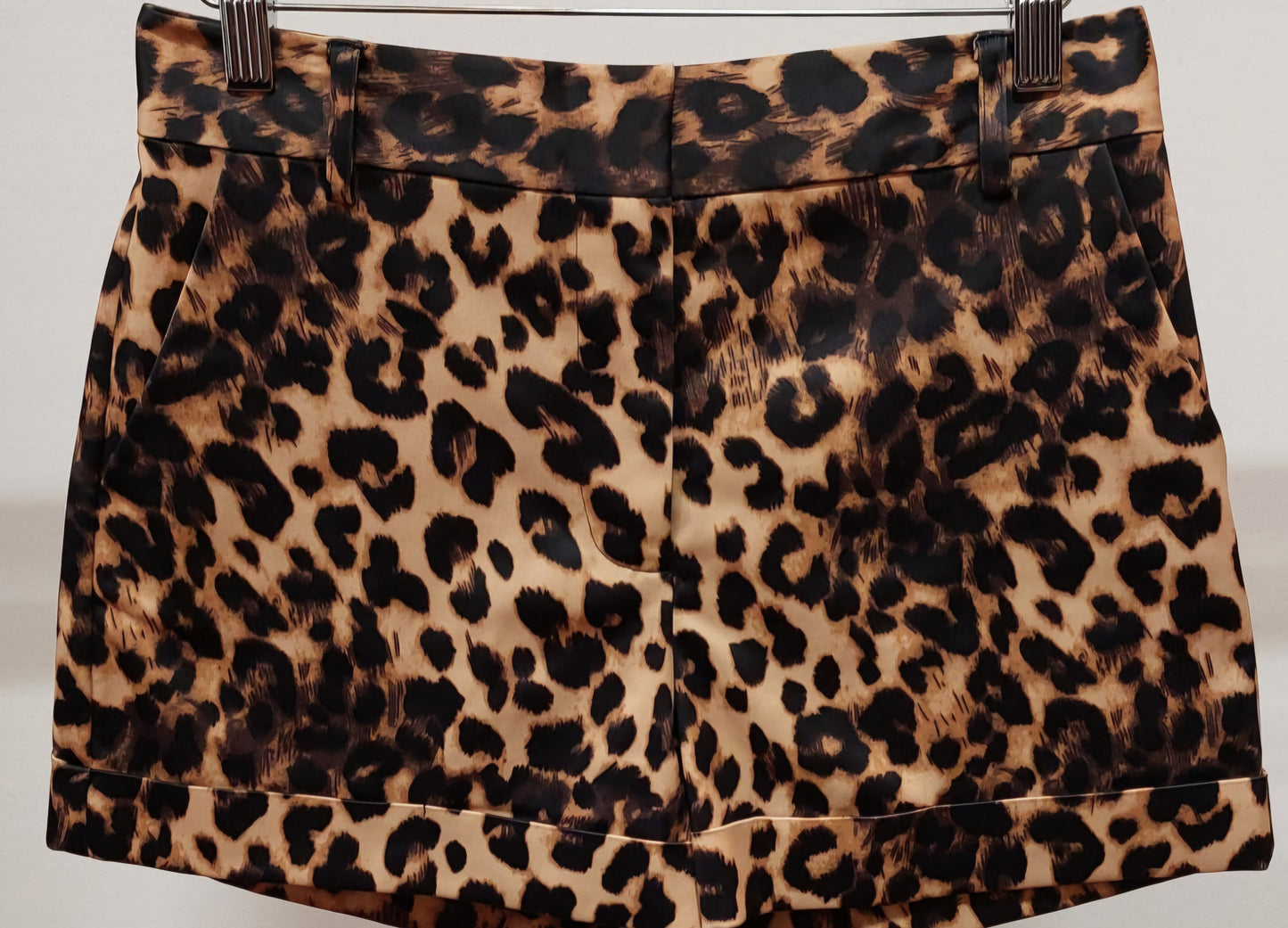 SHORT LEOPARDO