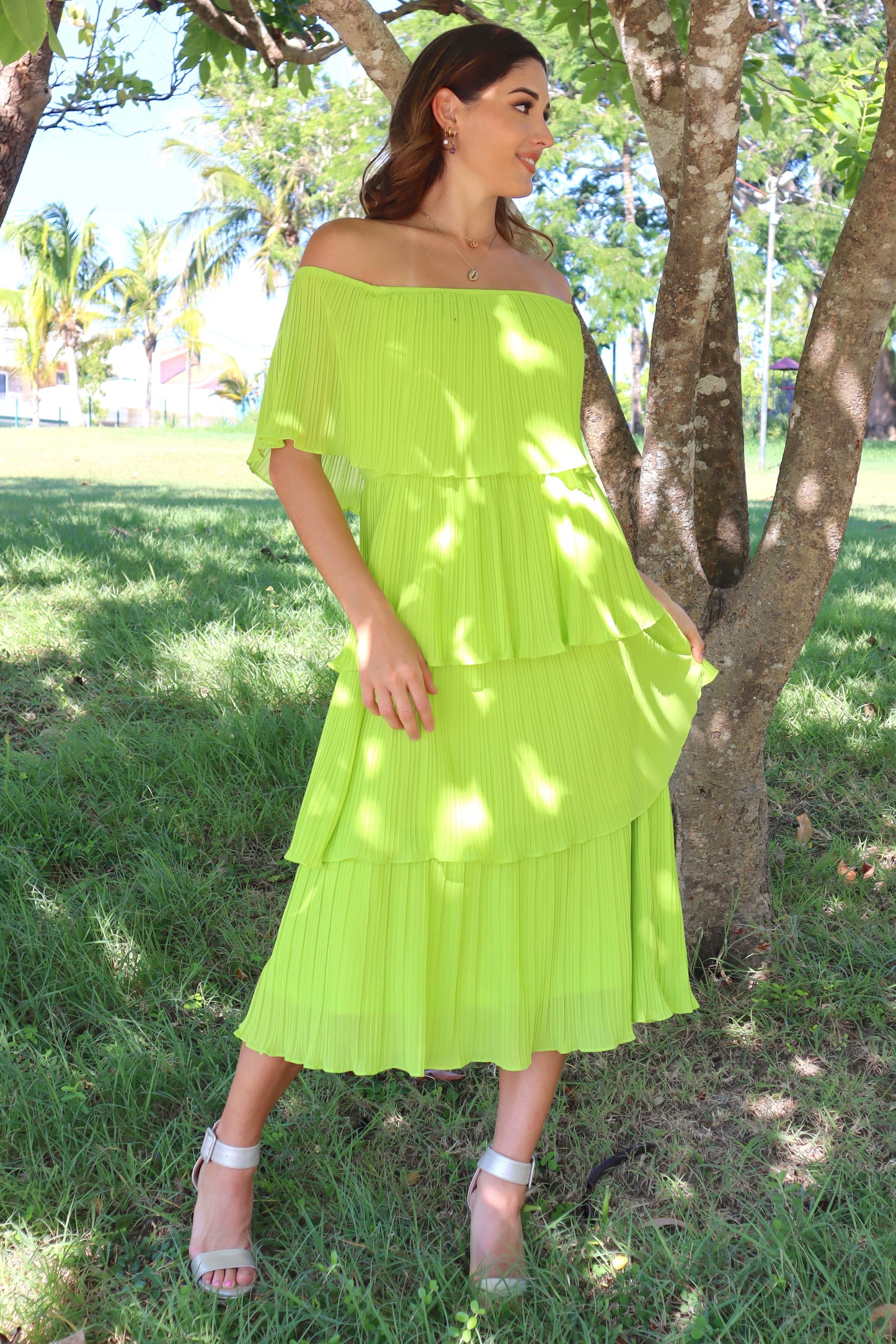 Vestido capas plisado